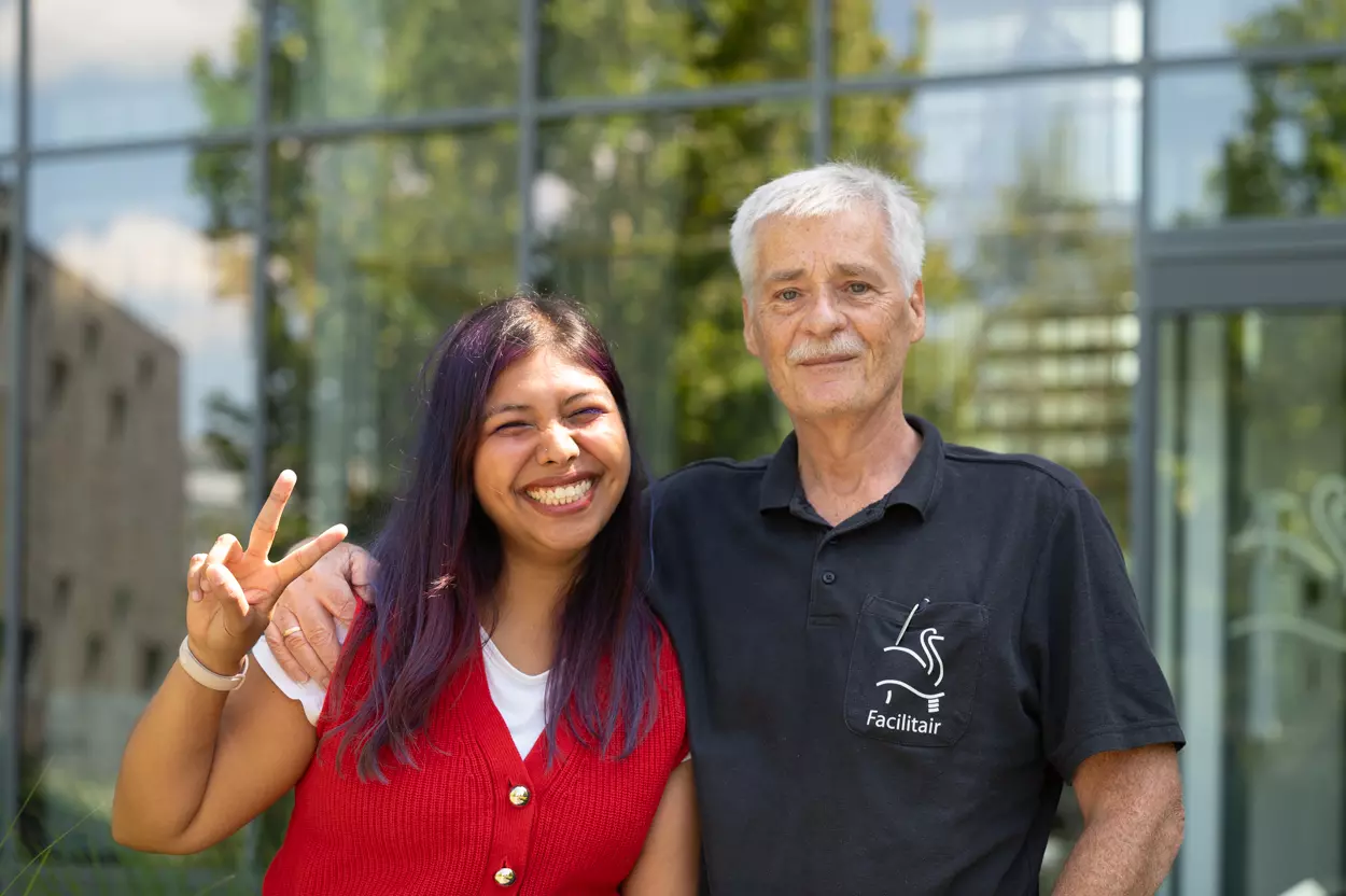 Esther Mohan adviseur informatiehuishouding bij HDSR met collega
